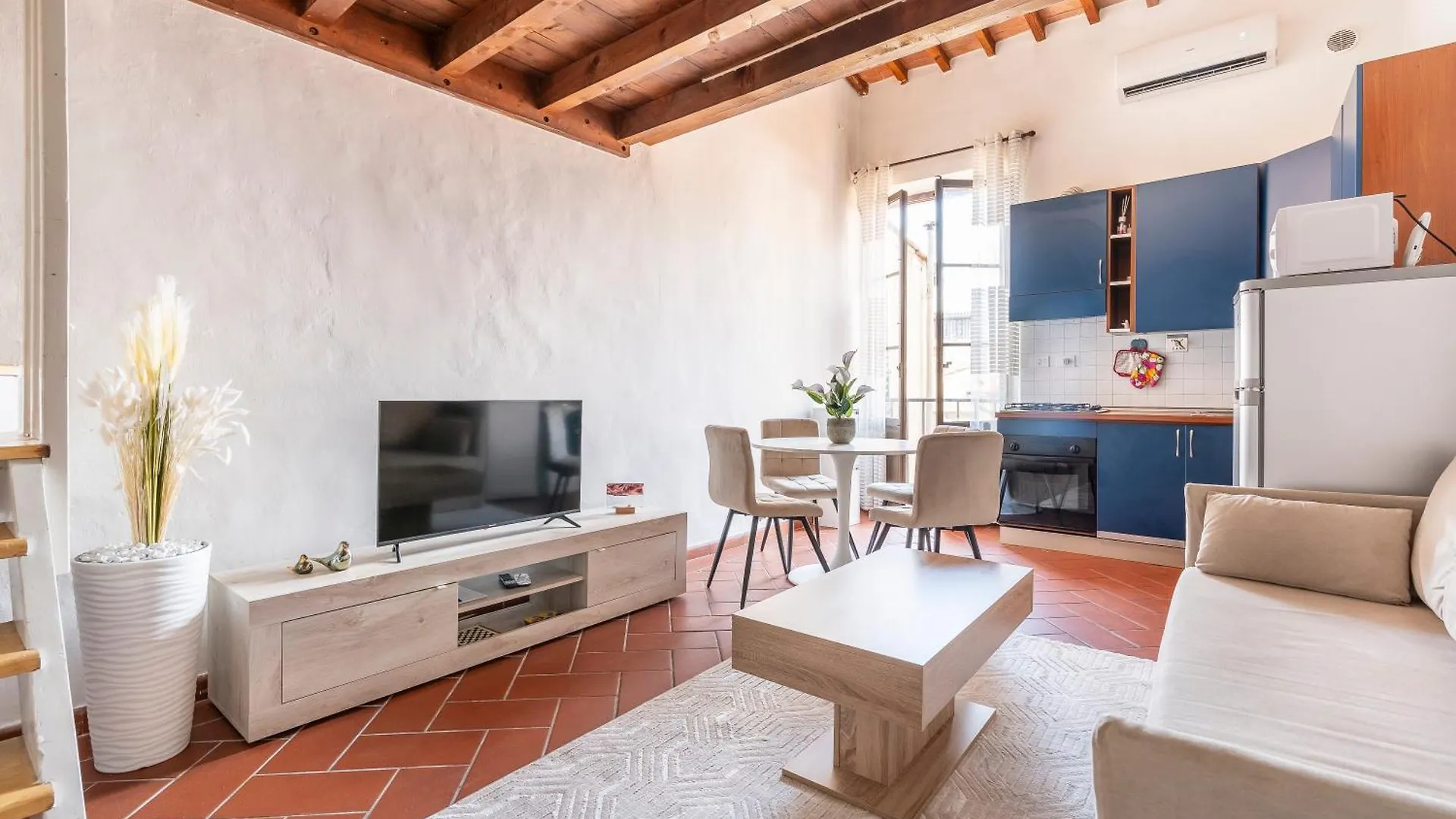Piazza Santo Spirito Appartamento Con 2 Camere Matrimoniali location
